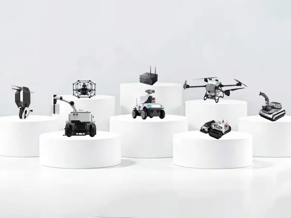 Tianjin Weide Aviation поглиблює співпрацю на сцені, створюючи кілька практичних проектів для гусеничних/колісних шасі та роботів-скелелазів